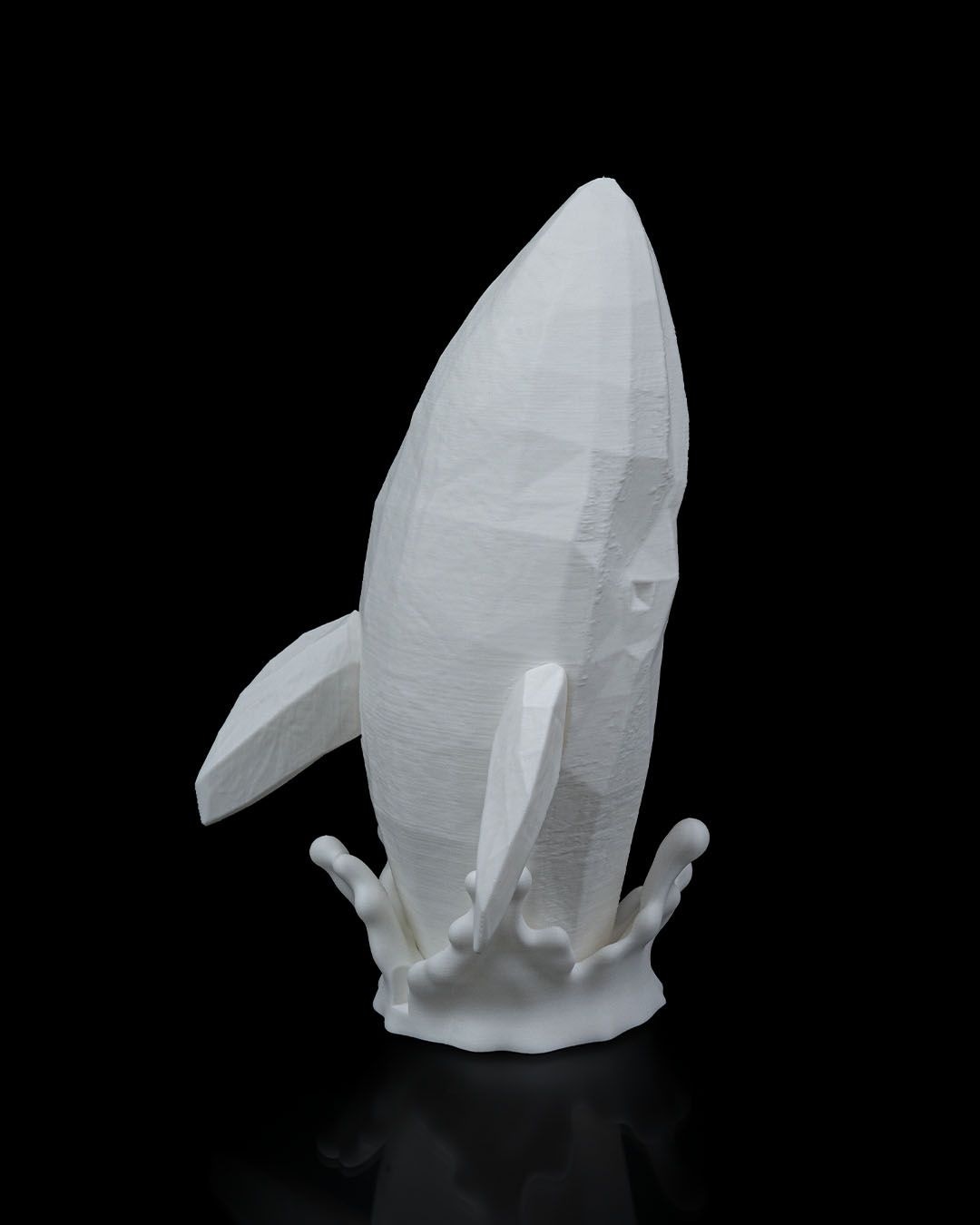 Product image: Low Poly Whale Table Lamp2 bbed9136f2