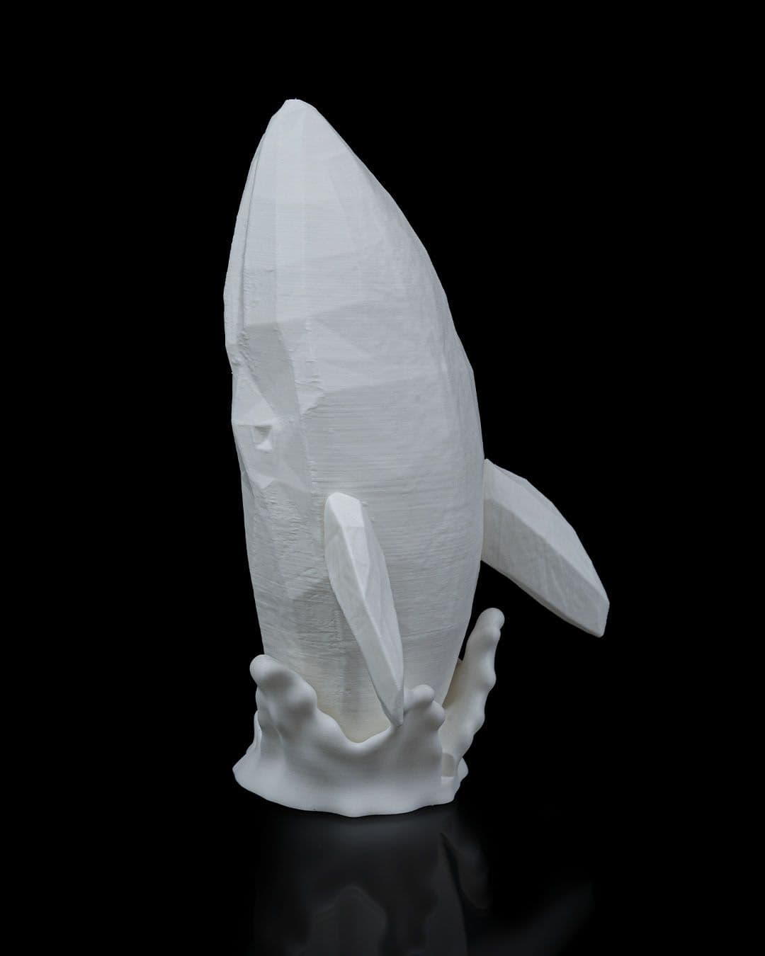 Product image: Low Poly Whale Table Lamp4 c1361ada03